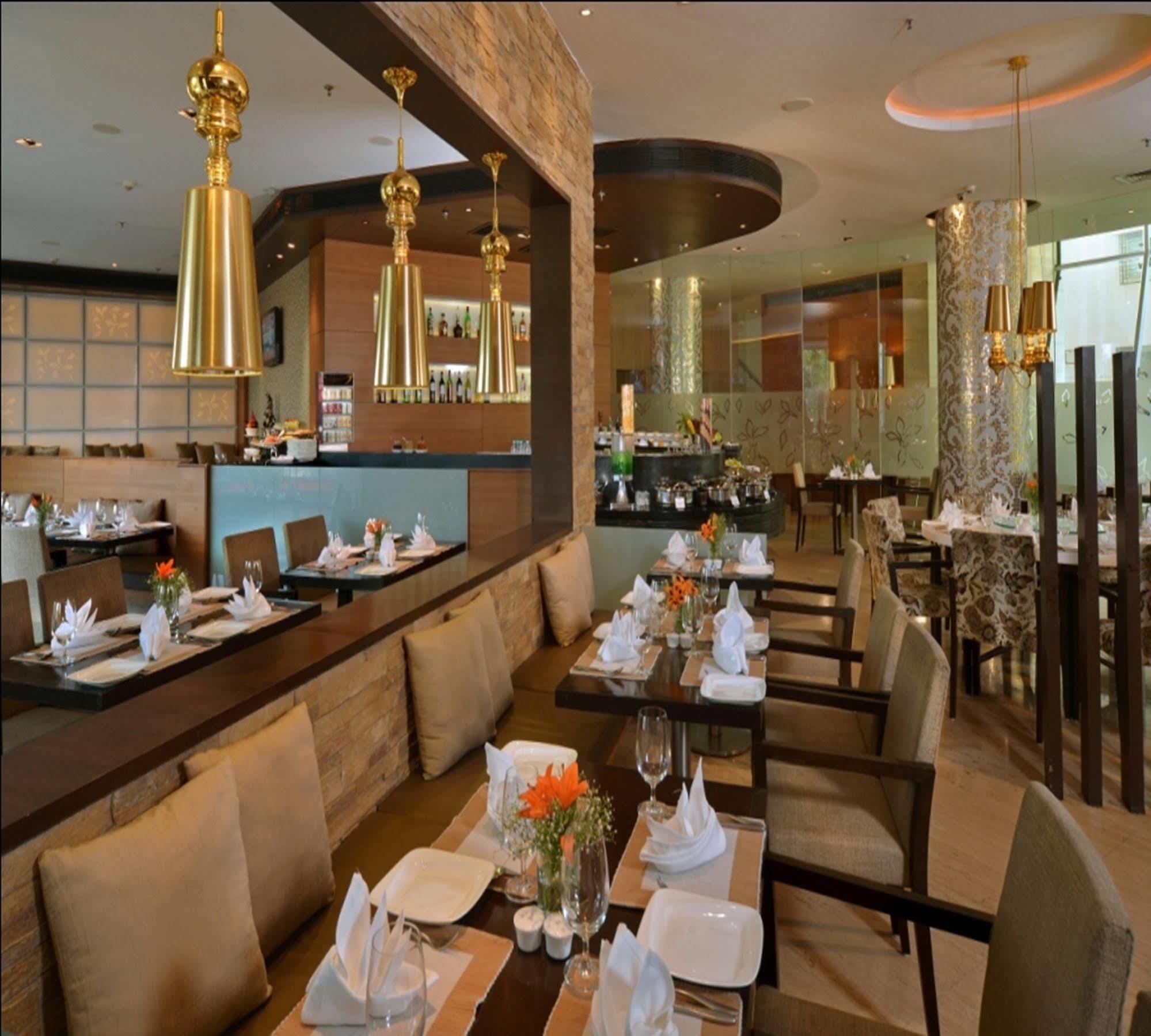 Hotel Majestic Court Sarovar Portico Navi Mumbai